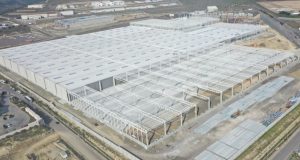 Iglo Architects'in Anatolia Tile Porselen Seramik Fabrikası’nın İnşaatı Sürüyor
