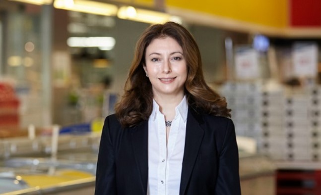 Sinem Türüng kim