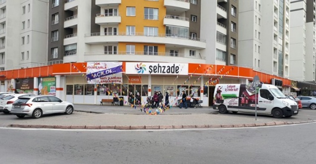 Şehzade Market 42'nci şubesiyle hizmet vermeye başladı