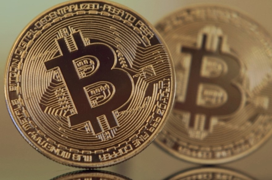 Bitcoin bir ileri iki geri! Yine 28 bin doların altını gördü, uyarılar peş peşe geldi