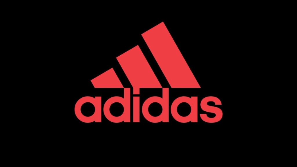 Adidas, satılamayan Yeezy ayakkabıları için ilk partide rekor sipariş aldı