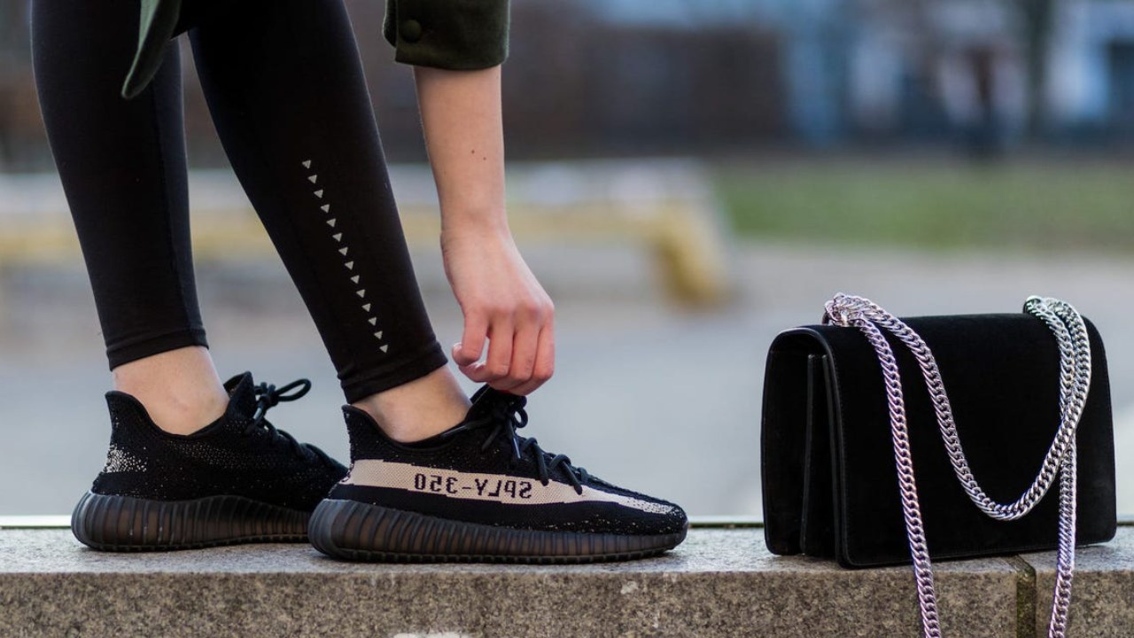 Adidas, satılamayan Yeezy ayakkabıları için ilk partide rekor sipariş aldı
