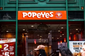 Popeyes, TikTok viraline dayanan 'Girl Dinner' menüsüyle tepki topladı 12 Popeyes, TikTok viraline dayanan 'Girl Dinner' menüsüyle tepki topladı