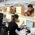 Dev bankanın çalışanlarına sağladığı yeni haklar herkesi kıskandırdı! İşte o haklar 104 Dev bankanın çalışanlarına sağladığı yeni haklar herkesi kıskandırdı! İşte yok yok denilecek o haklar